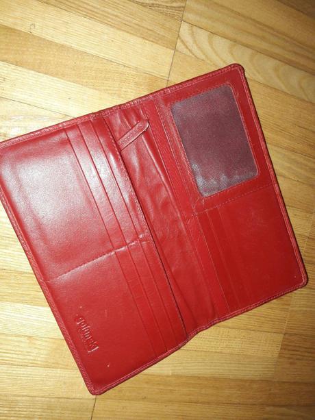 Kožená peňaženka, 