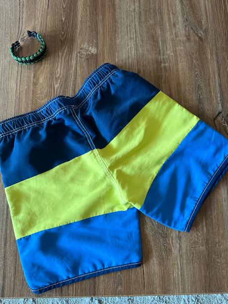 Šortky na kúpanie, benetton,128