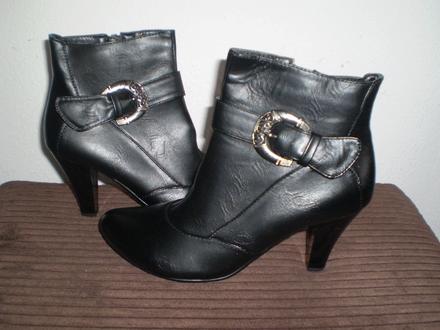 Kotníkové čižmy, 37