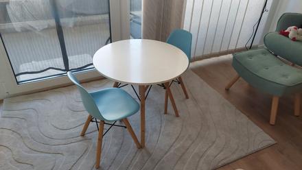 Detske sedenie , stolik so stolickami, 