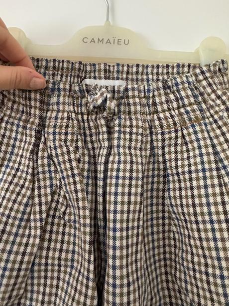 Karovane nohavice, zara,152