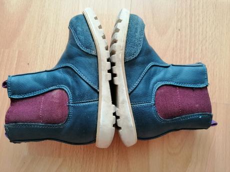 Kožené čižmičky, 22