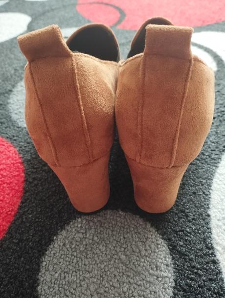 Nové, dámske topánky, 39