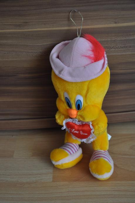 Zajko, kravička a tweety, 