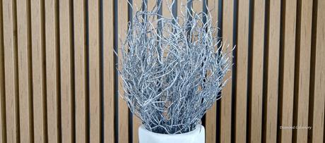 Dekorácia - strieborná- flitrová - 42 cm, 