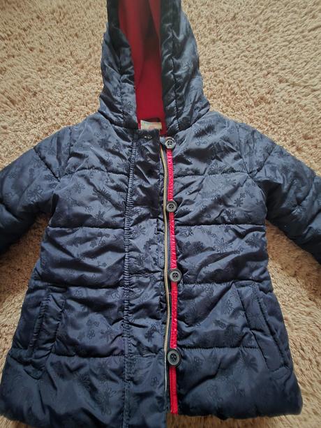 Krasna zimna bundicka, 98