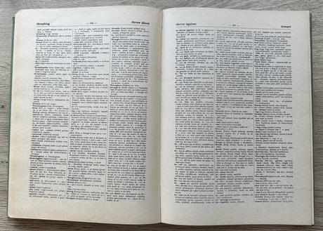 Anglicko-český slovník a. osička, i. poldauf za 3e,