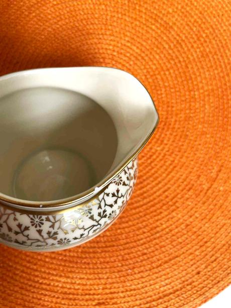 Porcelánový mliečnik thomas ivory, 