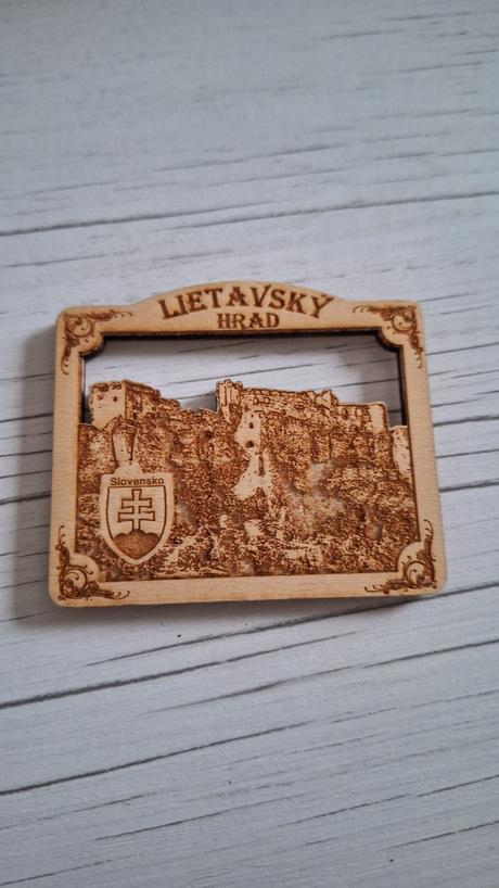 Magnetka lietavský hrad, 