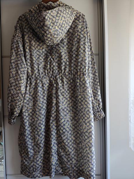 Karl lagerfeld monogram peckova parka,