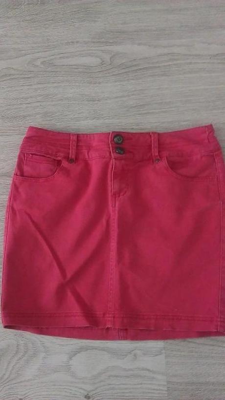 Damska riflova cervena sukna, 38