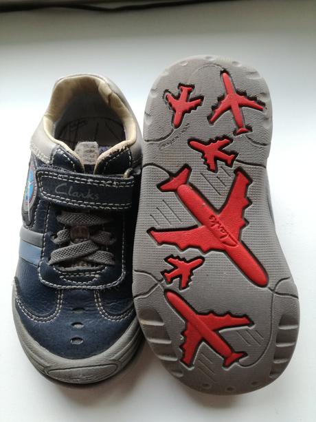 Kozene svietiace tenisky, clarks,24