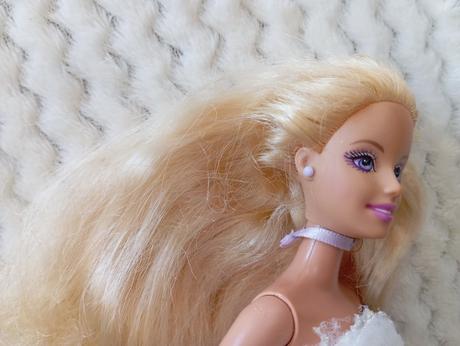 Annika barbie magic of pegasus,