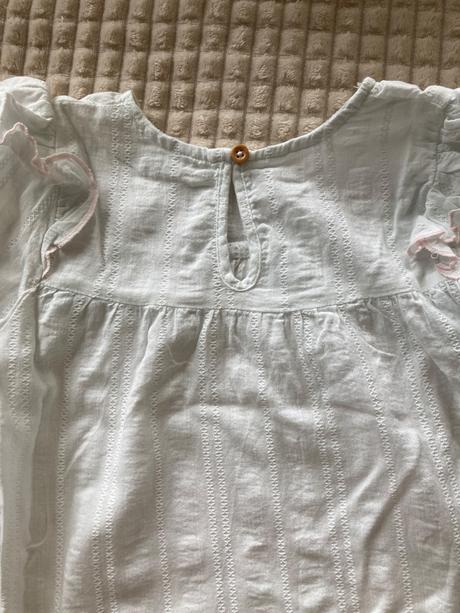 Blúzka s mašličkami, 98