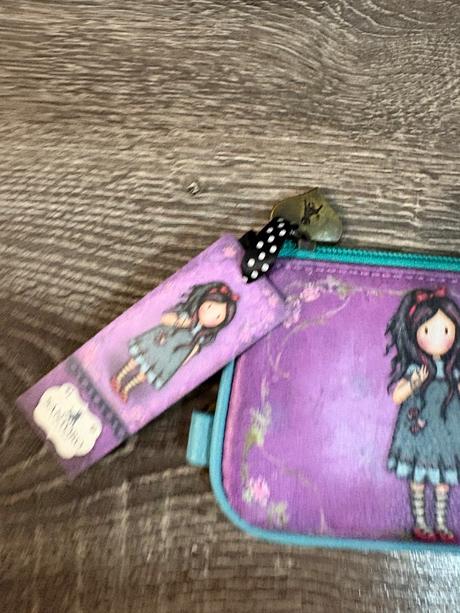 Santoro mala penazenka pulling on your hearth, santoro