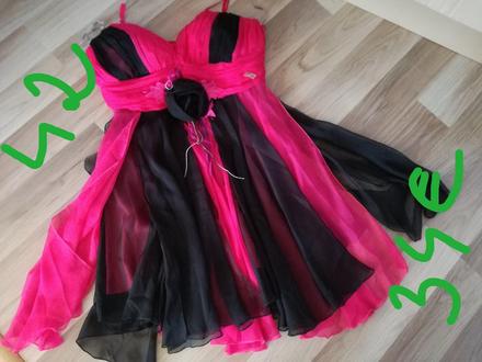 Volánikové šaty, l