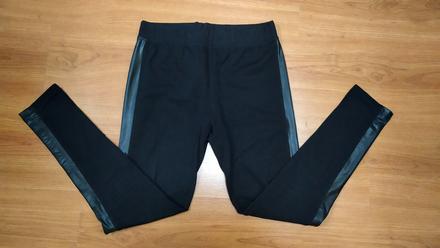 Legíny s pásikom, xs