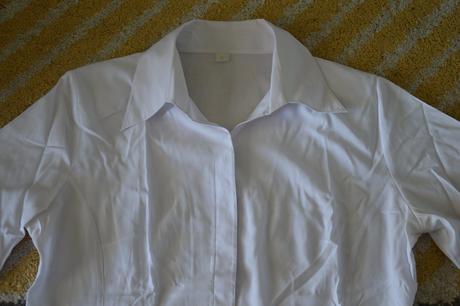 Biela košeľa, 44