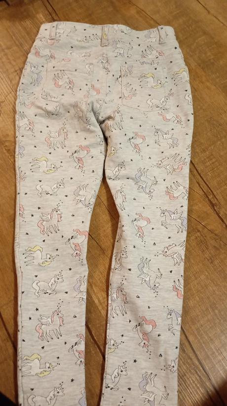 Hrubšie legíny, dopodopo,110