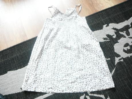 Dievcenske saty, 146