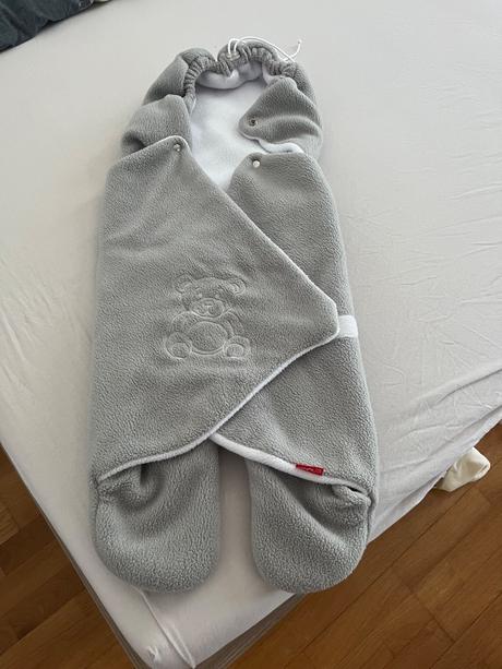 Zavinovacka do autosedacky, 