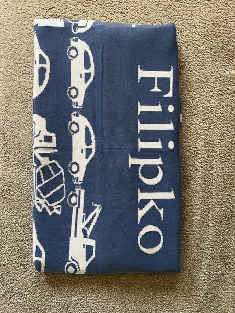 Deka s menom filipko,