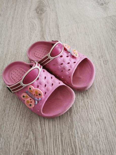 Šľapky gumené 23, 23