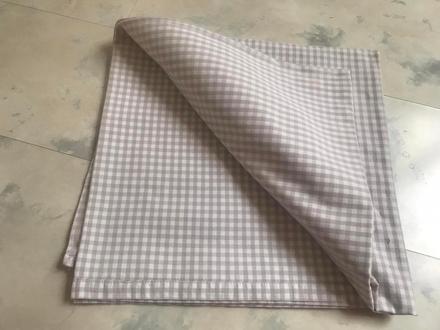 Bavlnený kanafasový obrus 135 x 135, 