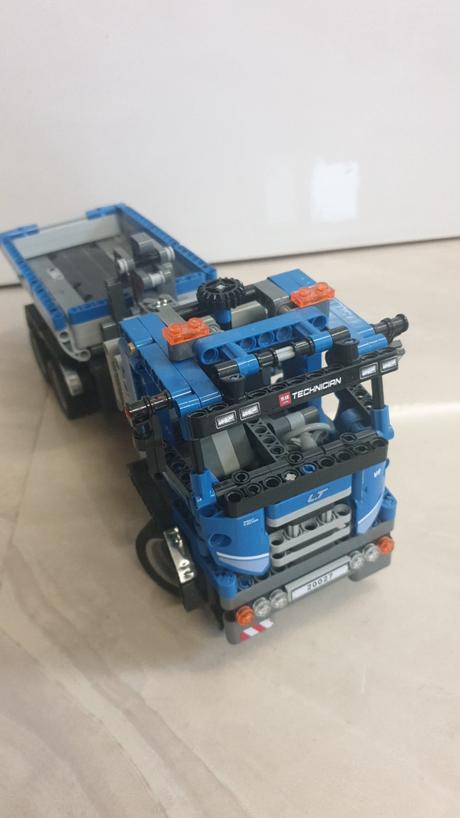 Skladačka na chlp rovnaká ako lego 8052,