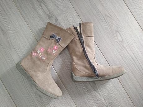 Kožené čižmičky, 28