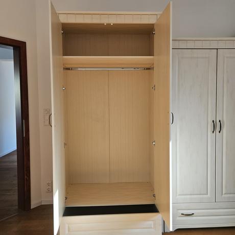 Skriňa, 