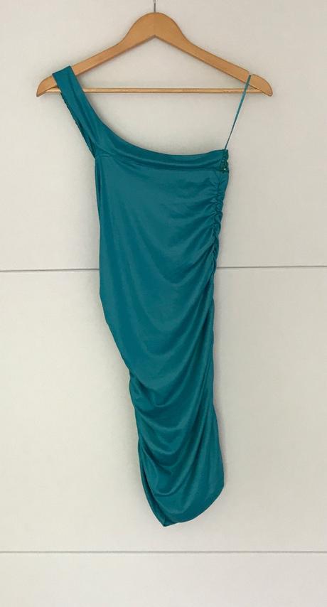 Tyrkysové šaty, madonna,m