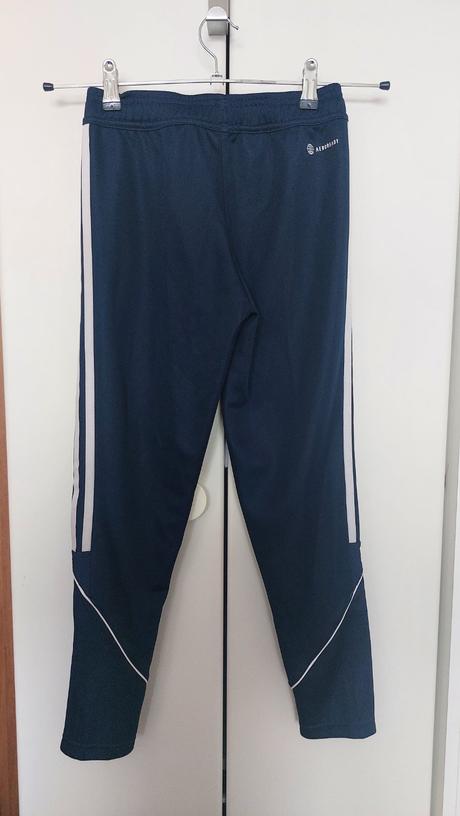 Futbalové nohavice adidas 1x oblečené, adidas,140