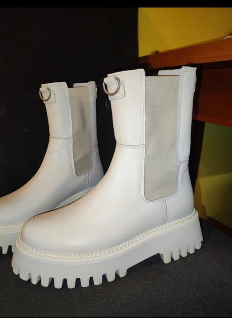 Čižmy nové bez výsacky bronx, 37