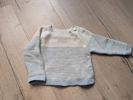 Svetrík gap, gap,74