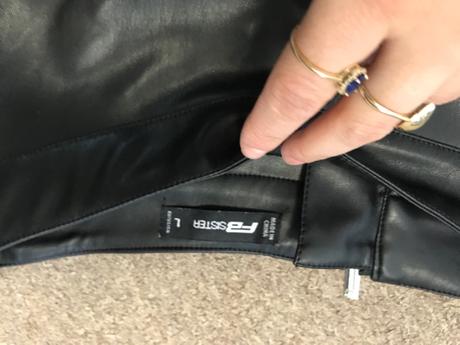 Koženková sukňa do a, fishbone,l