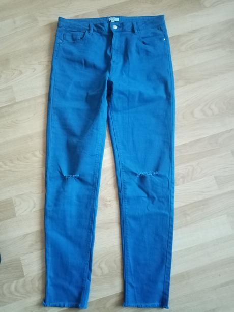 Rifle s dierami na kolenách, ovs,38