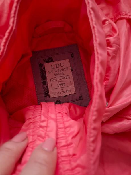 Esprit bunda na prechodné obdobie, esprit,152