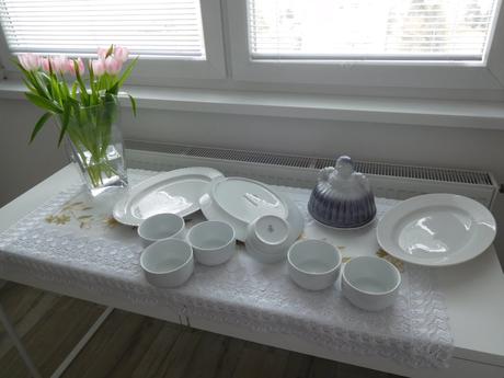 Porcelánové veľké taniere +misky na kompot značené, 