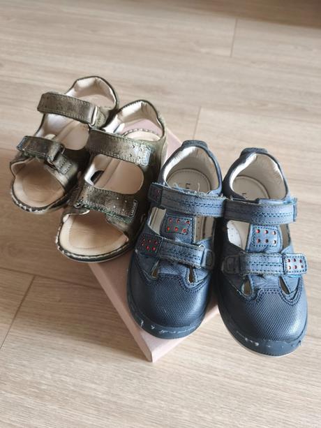 Dvoje prezuvky sandále 25 a 26vel, lasocki,25