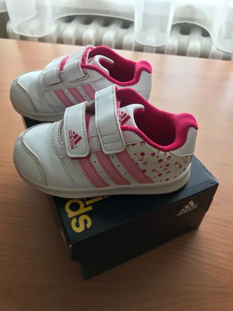 Adidas tenisky v.23, adidas,23