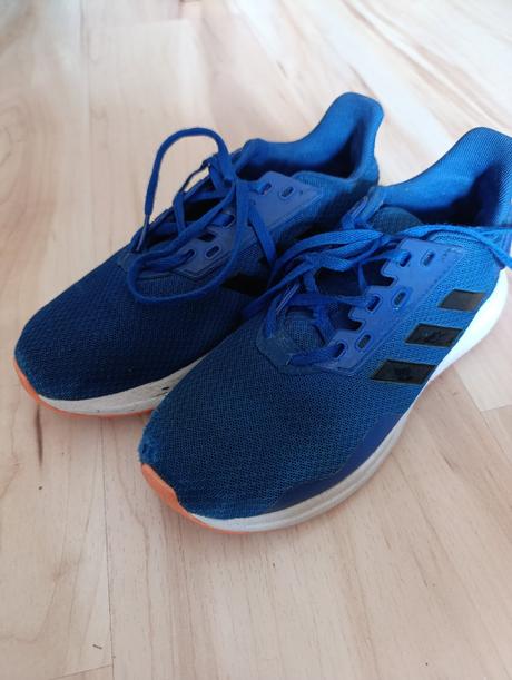 Tenisky adidas, adams,34