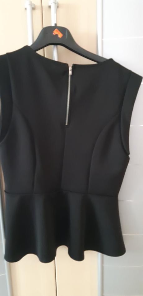 Sexi bluzka s volanikom, 42