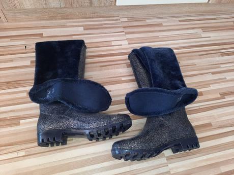 Tmavomodré lesklé zateplené gumáky 38, tesco,38