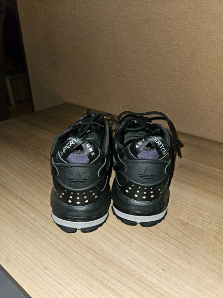 Adidas 42 1/2, adidas,42