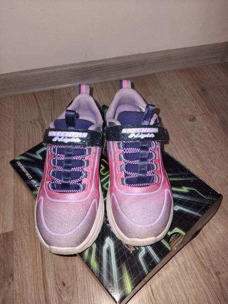 Tenisky blikajuce, skechers,30