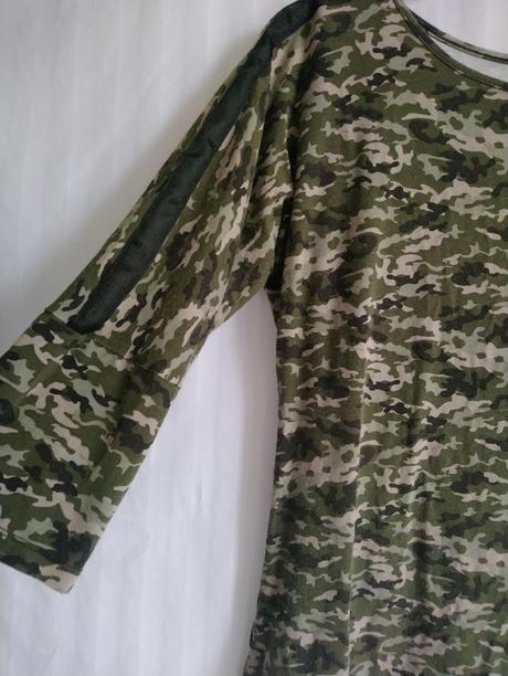 Dámsky elastický top so zeleným vzorom, miss etam, m