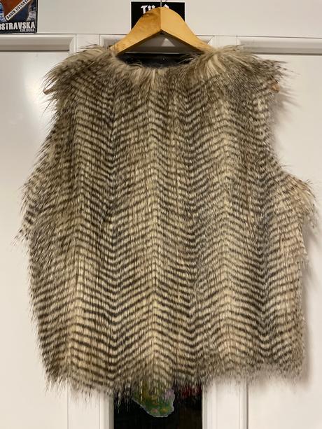 Kožušinova vesticka, orsay,l