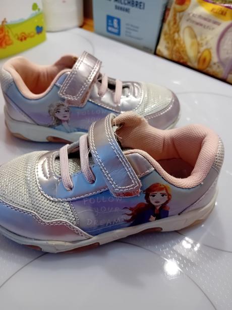 Svietiace/blikacie tenisky elza a anna, 28