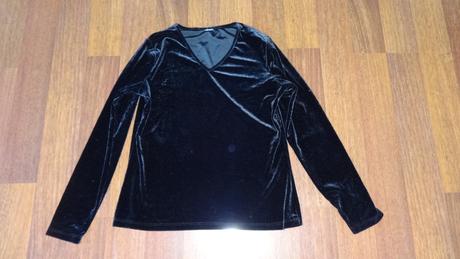 Zamatový top v.38, 38